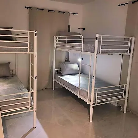 Hostelccportimao * פורטימאו